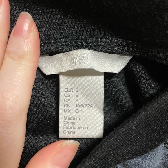 H&M suede blue/ black pencil skirt - Picture 3 of 4